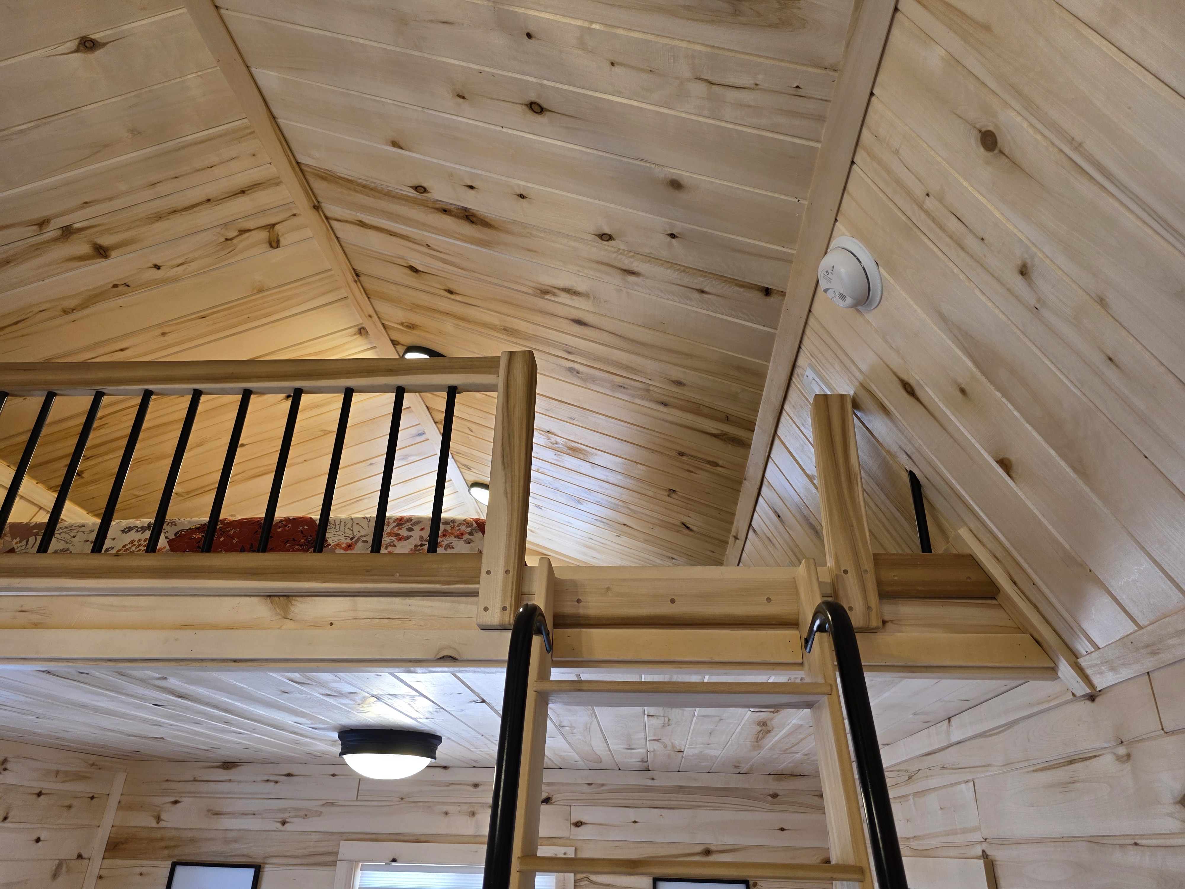 Second floor queen bed ladder Apple Blossom Cabin