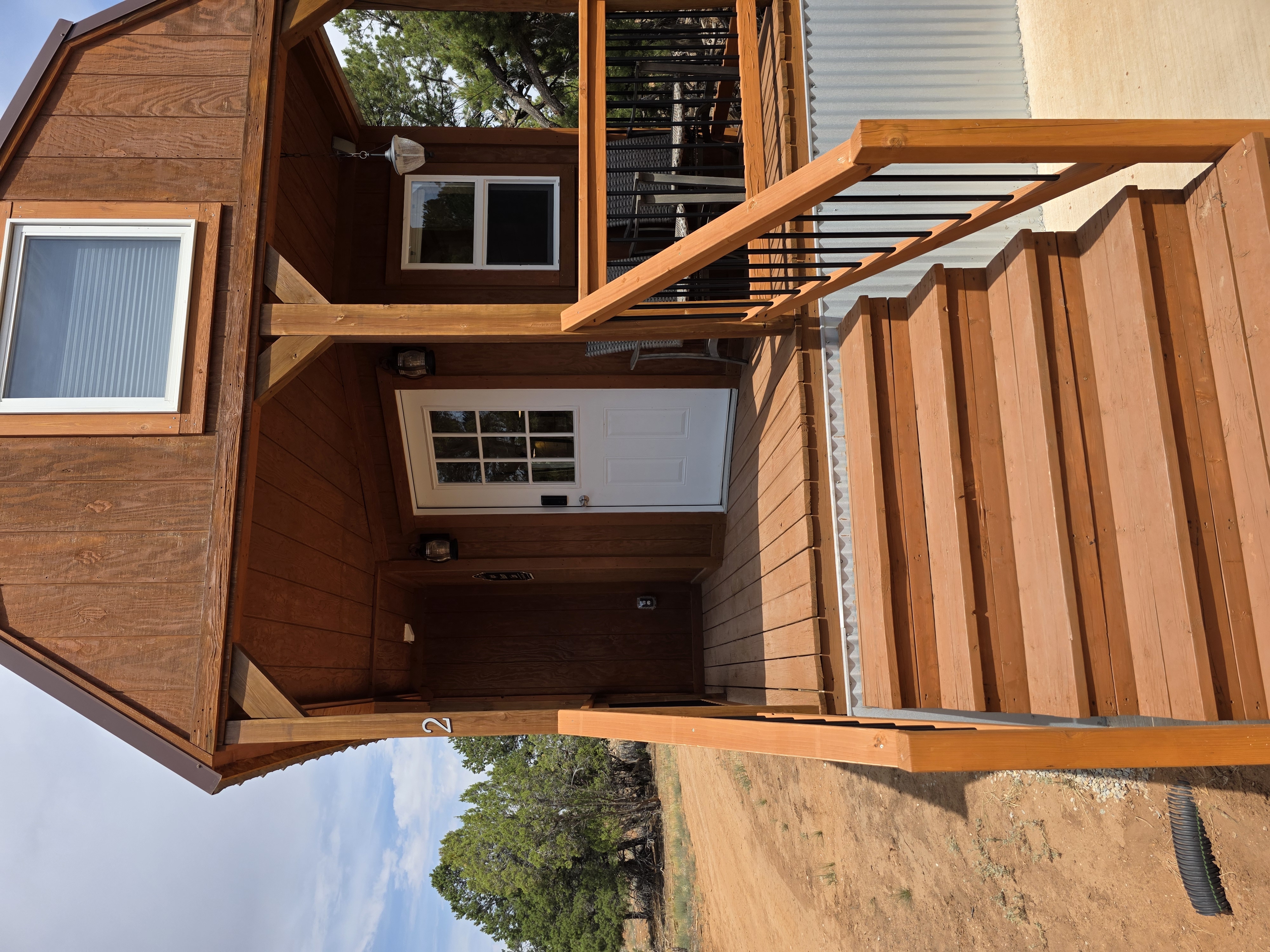 Front porch of Apple Blossom Cabin
